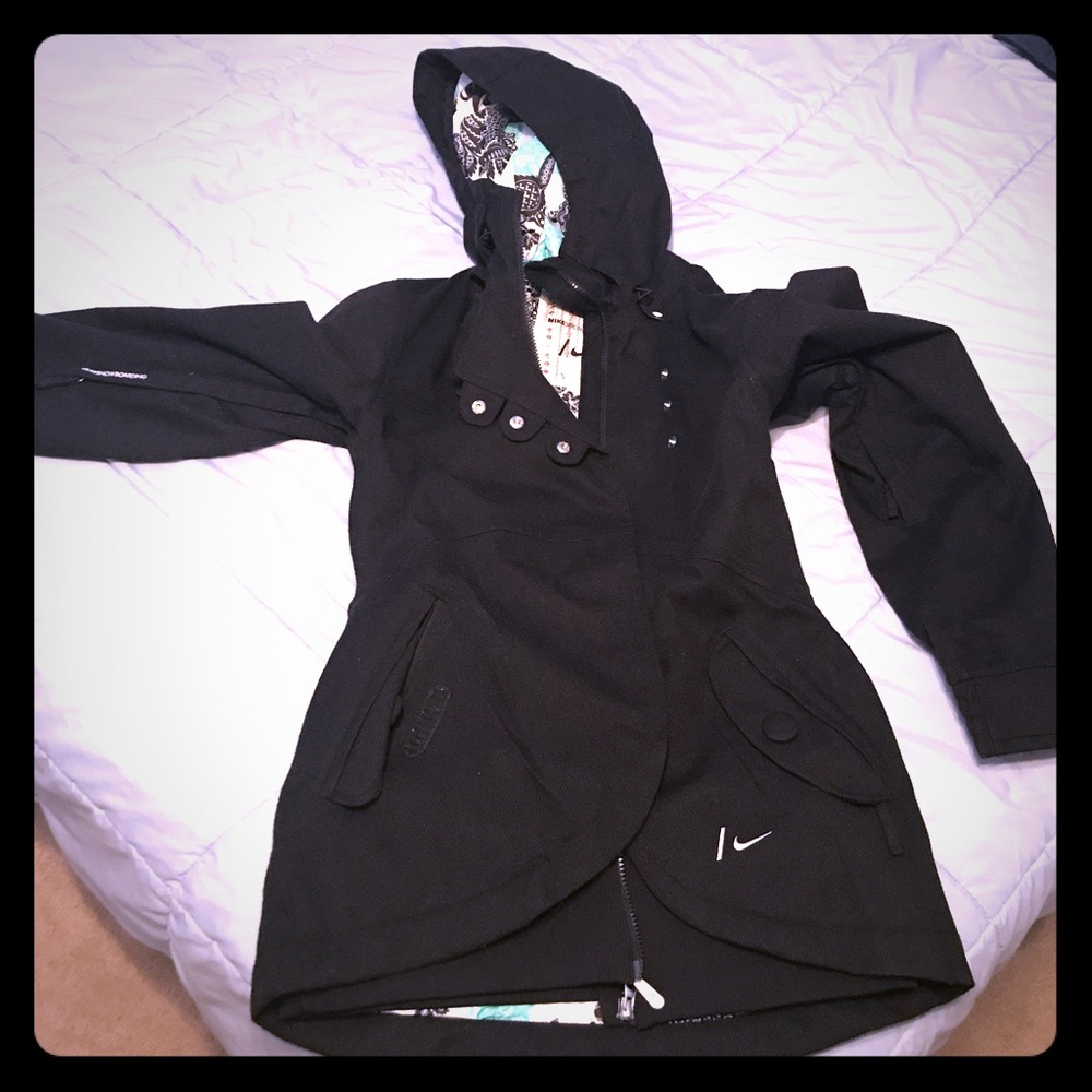 Nike Snowboarding Coat /Winter Jacket